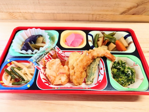 カレイの唐揚げネギソースかけ♡三目煮♡肉団子のトマト煮🍅エッグチキンサラダ🥗サムネイル